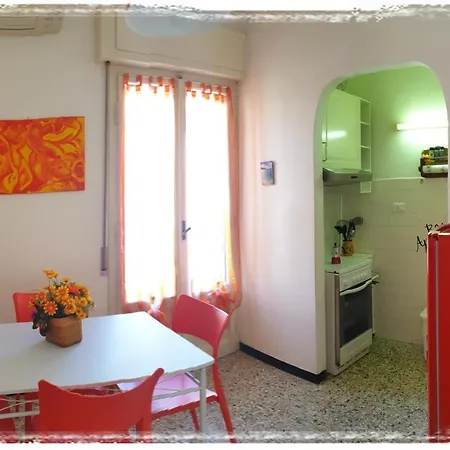 Casa Marina, In Pieno Centro A Pochi Passi Dal Mare E Con Aria Condizionata! * دْيانو مارينا