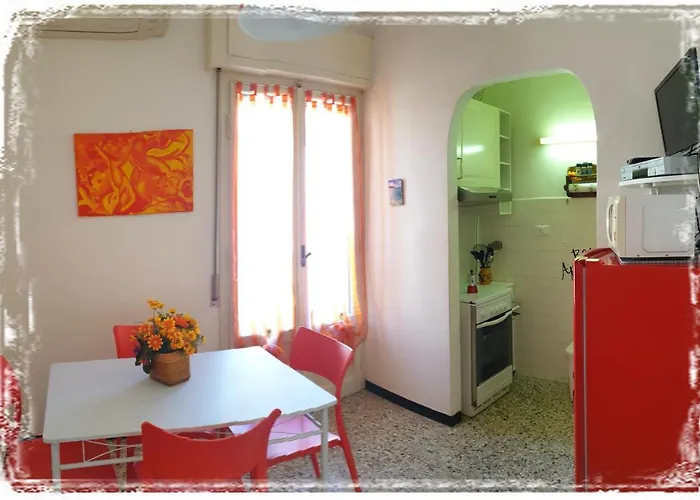 Casa Marina, In Pieno Centro A Pochi Passi Dal Mare E Con Aria Condizionata! * Diano Marina